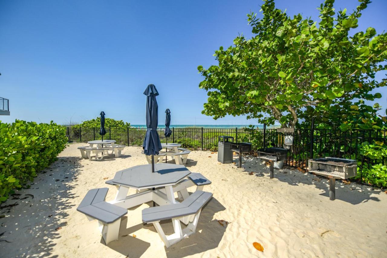 Anna Maria Beach Resort โฮล์มส์ บีช ภายนอก รูปภาพ