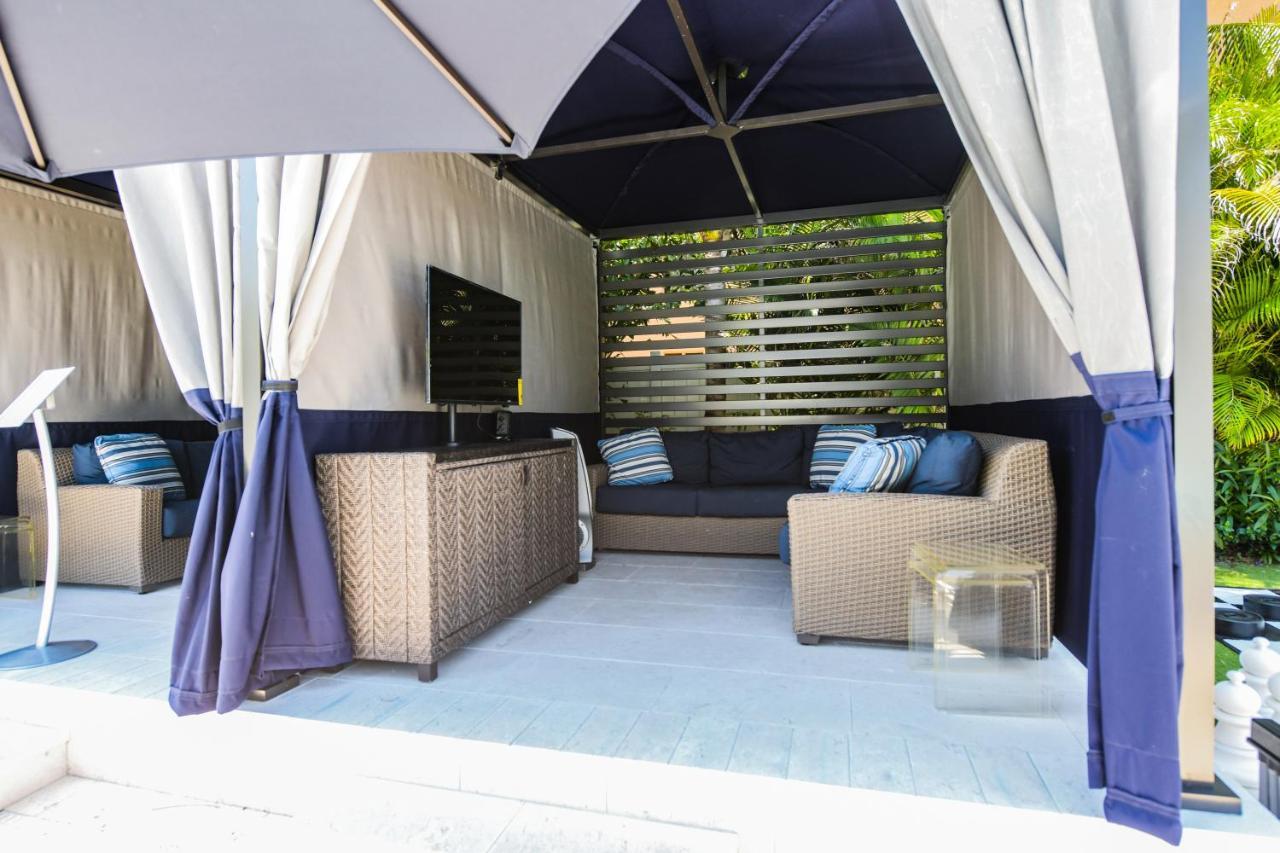 Anna Maria Beach Resort โฮล์มส์ บีช ภายนอก รูปภาพ