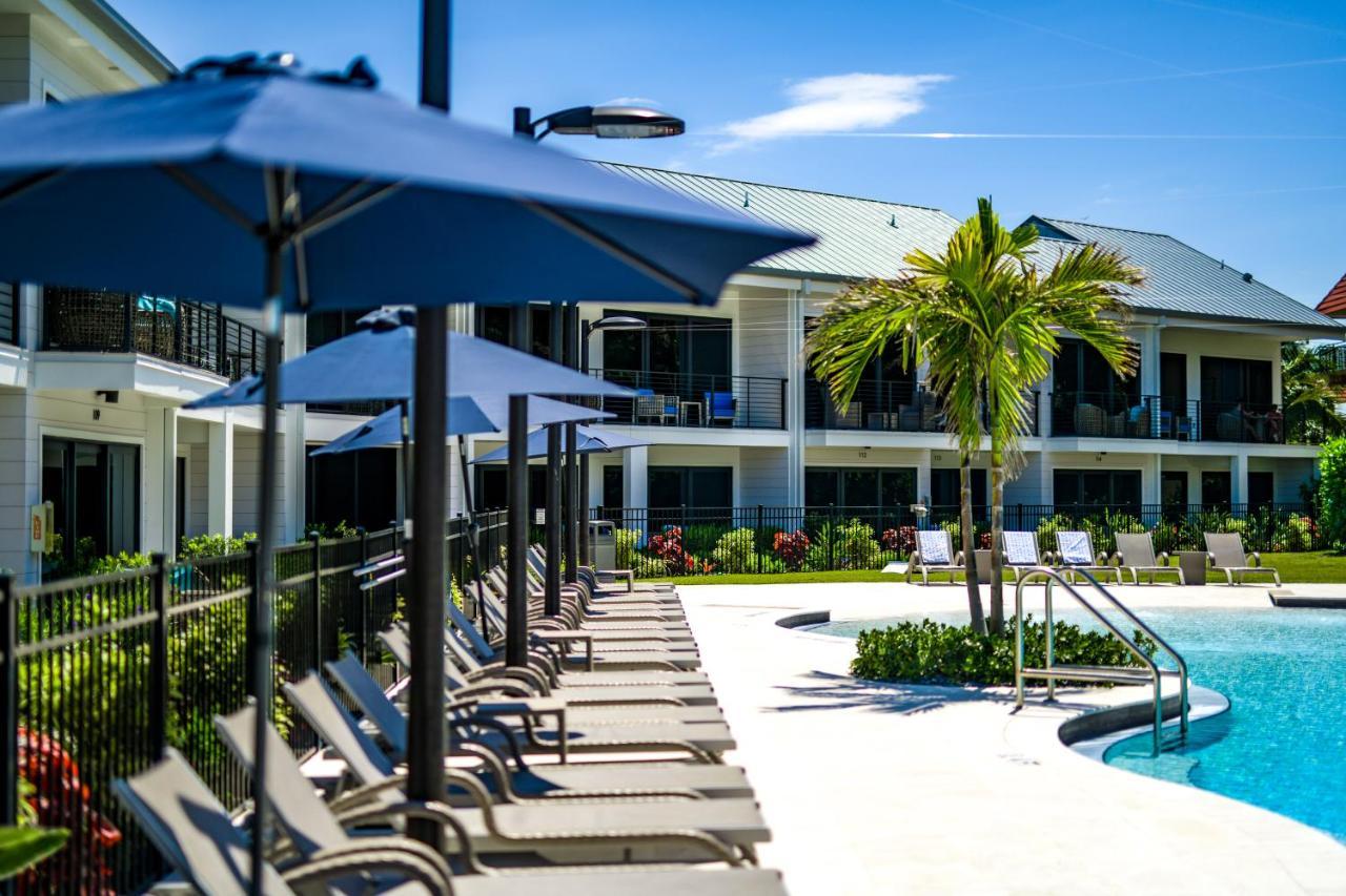Anna Maria Beach Resort โฮล์มส์ บีช ภายนอก รูปภาพ