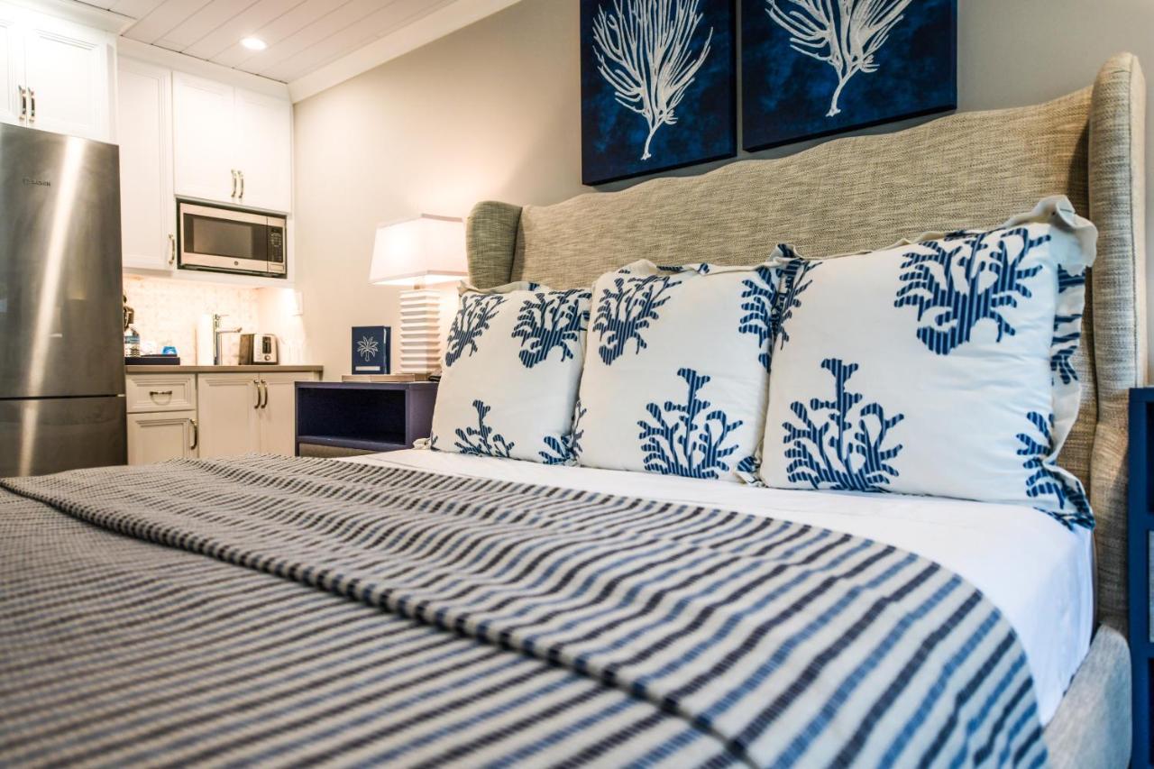 Anna Maria Beach Resort โฮล์มส์ บีช ภายนอก รูปภาพ
