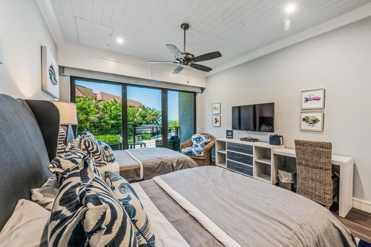 Anna Maria Beach Resort โฮล์มส์ บีช ภายนอก รูปภาพ